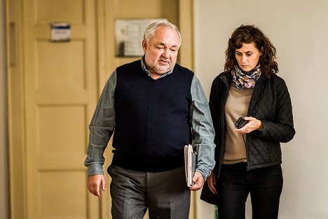 Václav Svoboda, Lucie Štěpánková - Matematika zločinu - Epizoda 1 - Kuvat elokuvasta