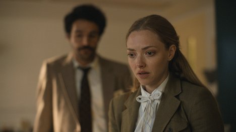Amanda Seyfried - The Crowded Room - Judgment - Photos