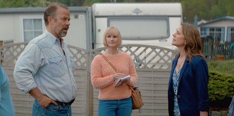 Christian Skolmen, Lena Kristin Ellingsen, Anne Ryg - En får væra som en er - Kongen av campingplassen - Filmfotos