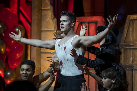 Casey Cott - Riverdale - Rozdział sto dwudziesty ósmy: Wilcze Halloween - Z filmu