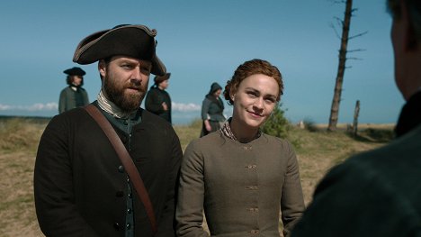 Richard Rankin, Sophie Skelton - Outlander - Dobrze stracone życie - Z filmu
