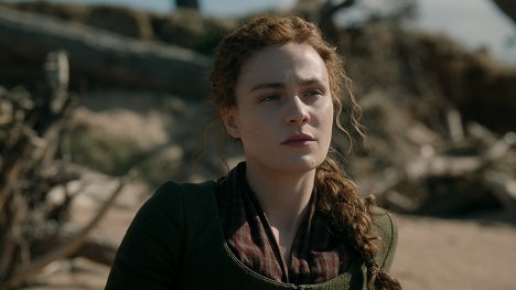 Sophie Skelton - Outlander - Dobrze stracone życie - Z filmu
