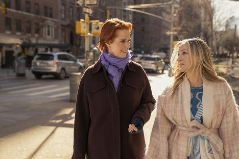 Cynthia Nixon, Sarah Jessica Parker - And Just Like That... - A Hundred Years Ago - Van film