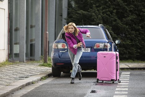 Marika Šoposká - Ordinace v růžové zahradě - Soutěž v romantice - Photos