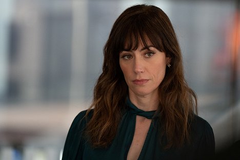 Maggie Siff - Billions - Tower of London - Photos