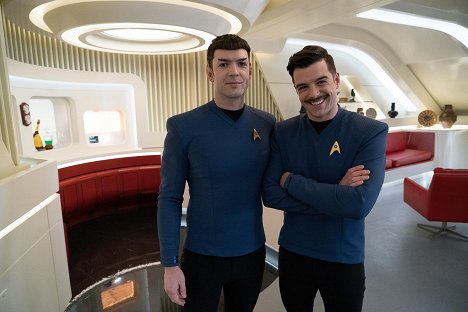 Ethan Peck, Dan Jeannotte - Star Trek: Strange New Worlds - Scharaden - Dreharbeiten