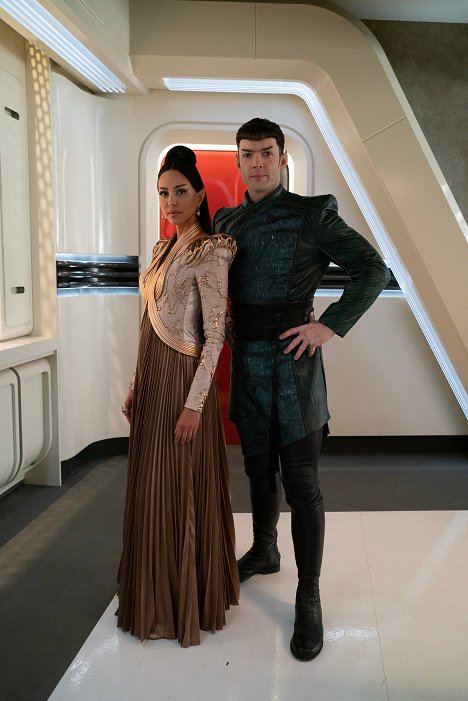 Gia Sandhu, Ethan Peck - Star Trek: Különös új világok - Emberi színjáték - Forgatási fotók