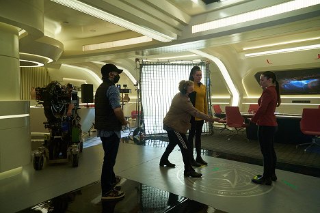 Dermott Downs, Rebecca Romijn, Christina Chong - Star Trek: Strange New Worlds - Subraum-Rhapsodie - Dreharbeiten