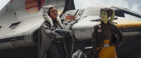 Rosario Dawson, Mary Elizabeth Winstead - Ahsoka - Časť druhá: Ťažké skúšky - Z filmu