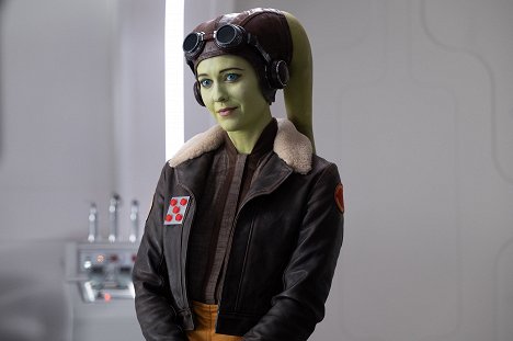 Mary Elizabeth Winstead - Ahsoka - Část 2: V potu tváře - Z filmu