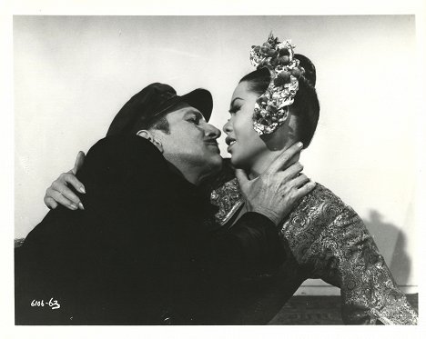 Vincent Price, Linda Ho - Confessions of an Opium Eater - Photos