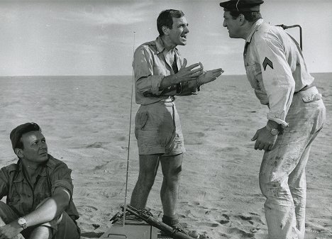 Maurice Biraud, Charles Aznavour - Taxi do Tobruku - Z filmu