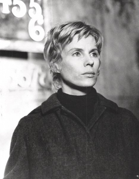 Bibi Andersson - The Touch - Photos
