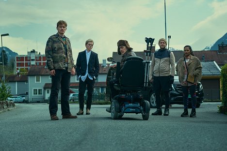 Vebjørn Enger, Jonas Strand Gravli, Bjørn Sundquist, Benjamin Helstad, Danu Sunth - Ragnarök - Mon précieux - Film
