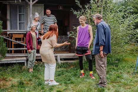 Ivana Uhlířová, Karolína Knězů, Marek Daniel, Tomáš Dalecký, Igor Bareš - Osada - Epizoda 3 - Filmfotos