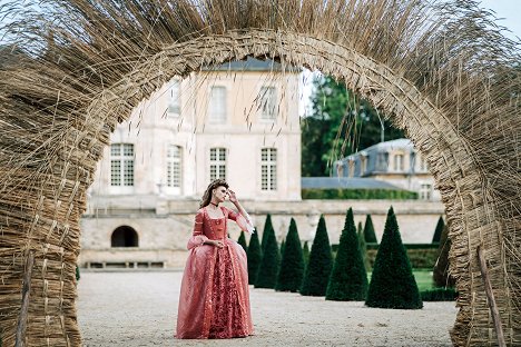 Gaia Weiss - Marie-Antoinette - Pick a Princess - Photos