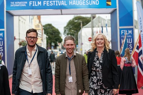 Screening at The 51st Norwegian International Film Festival in Haugesund. - Christian Arhoff, Robin Hounisen, Tonje Hardersen - Viktor mod verden - Rendezvények