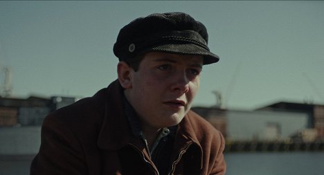 Leon Tobias Slettbakk - Námořník ve válce - Z filmu