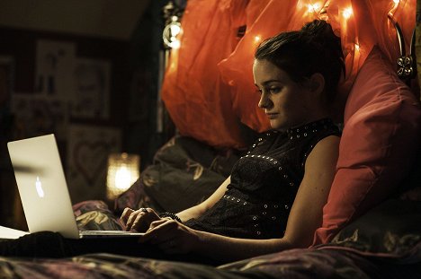 Aisling Franciosi - The Fall - Silence and Suffering - Photos