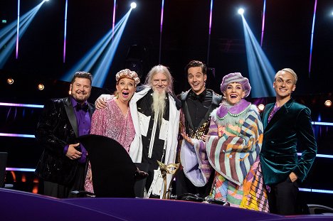 Janne Kataja, Jenni Kokander, Marco Hietala, Ilkka Uusivuori, Maria Veitola, Christoffer Strandberg - Masked Singer Suomi - Promokuvat