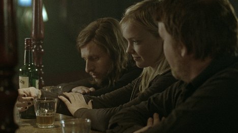 Anders Danielsen Lie, Viktoria Winge - Koselig med peis - Episode 3 - Z filmu