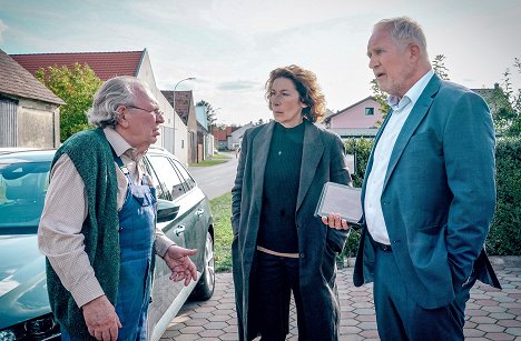 Haymon Maria Buttinger, Adele Neuhauser, Harald Krassnitzer - Tatort - Bauernsterben - Photos