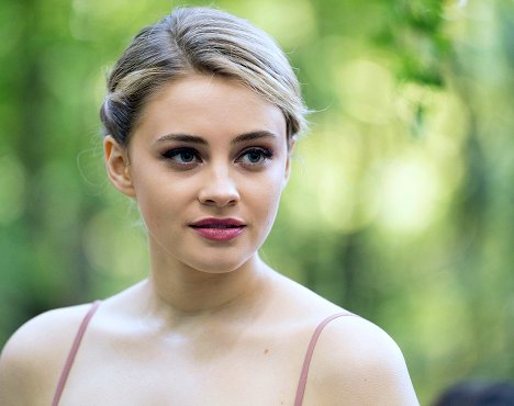 Josephine Langford - After Everything - Photos