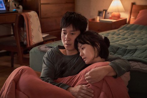 Sun-kyun Lee, Yoo-mi Jeong - Sleep - De la película