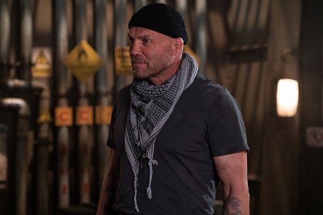 Randy Couture - Expend4bles - Van film