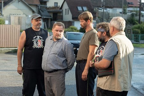 Petr Rychlý, Václav Kopta, Marek Holý, Radim Kalvoda - Co ste hasiči - Past - Filmfotos