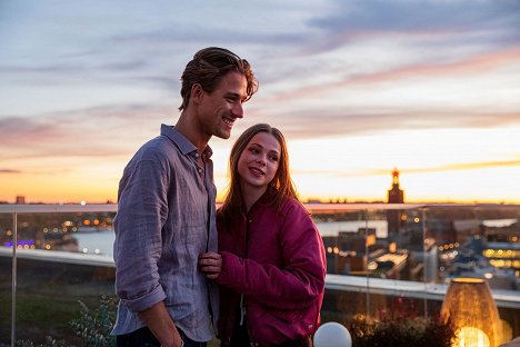 Christian Fandango Sundgren, Alexandra Karlsson Tyrefors - Uma Família Quase Normal - Do filme