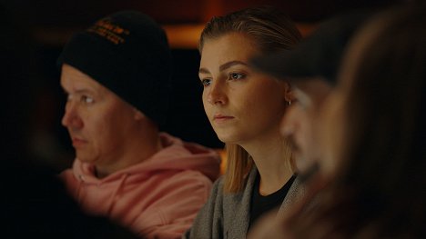 Heikki Sorsa, Karoliina Tuominen - Petolliset - Z filmu