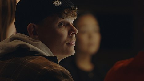 Juuso Karikuusi - Petolliset - Filmfotók