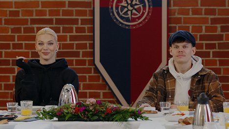 Jade Nyström, Juuso Karikuusi - Petolliset - Z filmu