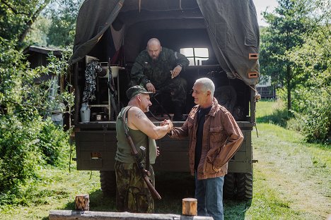 Radek Holub, Tomáš Hanák - Osada - Epizoda 9 - Filmfotos