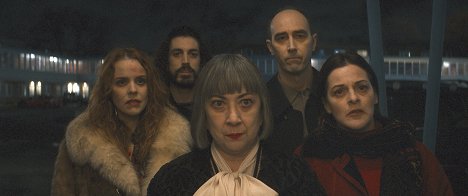 Noémie O'Farrell, Marie Brassard, Steve Laplante, Sophie Cadieux - Humanist Vampire Too Sensitive to Kill - Van film