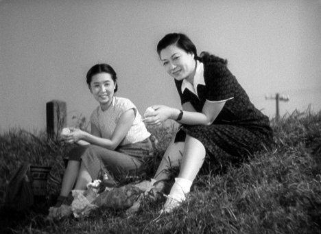 Kinuyo Tanaka, Chieko Murata - Kaze no naka no mendori - Filmfotos