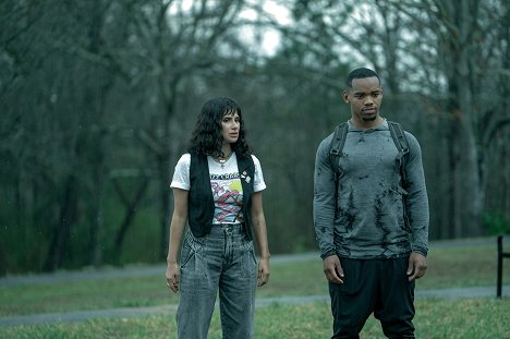 Diane Guerrero, Joivan Wade - Doom Patrol - Butt Patrol - Photos