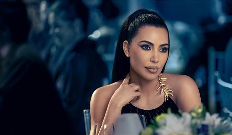 Kim Kardashian - American Horror Story - Delicate - Werbefoto