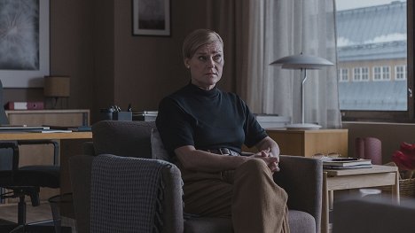 Pirjo Lonka - Eroja ja sovintoja - Ei ole mitään tunteita - De la película