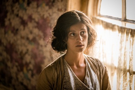 Anya Chalotra - The ABC Murders - Episode 1 - Photos