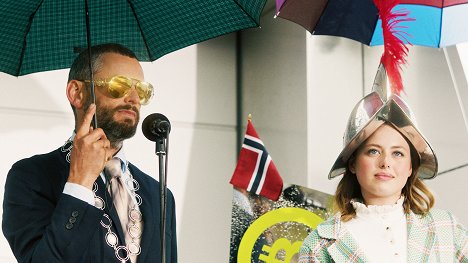 Trygve Luktvasslimo, Zoe Winter-Hansen - Bitcoinbilen - Filmfotos