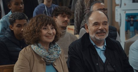 Ariane Ascaride, Jean-Pierre Darroussin - Et la fête continue - Z filmu