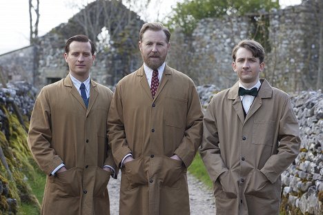 Nicholas Ralph, Samuel West, James Anthony-Rose - Der Doktor und das liebe Vieh - Season 4 - Werbefoto