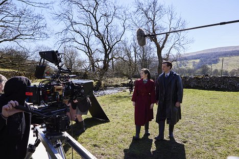 Rachel Shenton, Nicholas Ralph - All Creatures Great and Small - Episode 1 - Tournage