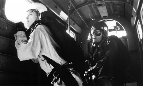 Nastassja Kinski, Charlie Sheen - Terminal Velocity - Van film