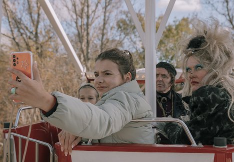 Elisabeth Bellé, Anna Schudt - Spuk unterm Riesenrad - Filmfotók