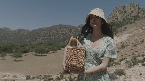 Ifigeneia Tzola - Úsměv osudu - Z filmu