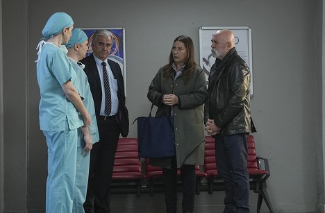 Vahide Perçin, Ercan Kesal - Aldatmak - Episode 11 - De la película