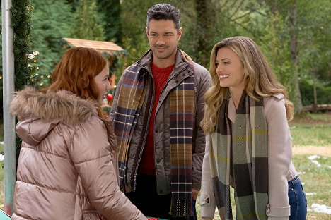 Ryan Paevey, Brooke D'Orsay - A Fabled Holiday - Photos